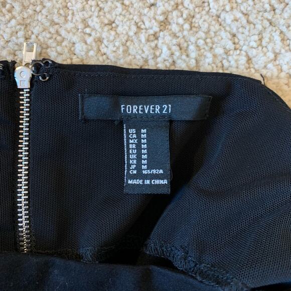 Forever 21 Off Shoulder Black Crop Top - Picture 4 of 4